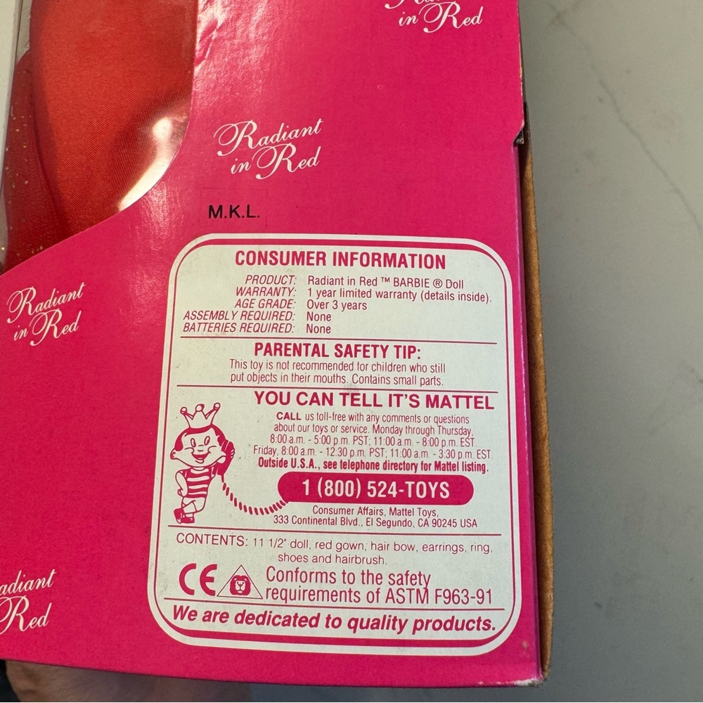 1992 Mattel #1276 Barbie doll Toys R Us Special Edition Radiant in Red Head - Picture 12 of 12